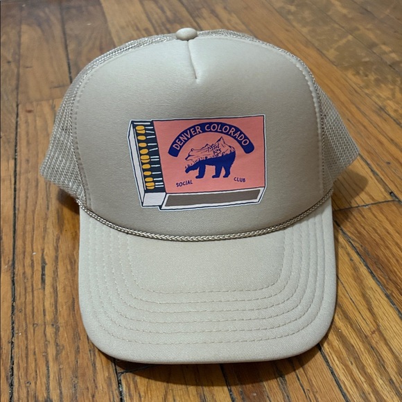 OTTO Other - 🧢🏔️🐻OTTO Denver Colorado Tan Trucker Hat with Pink Matchbox Patch Like New